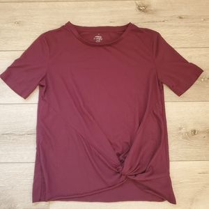 Red relaxed T-shirt ‼️2/$20‼️